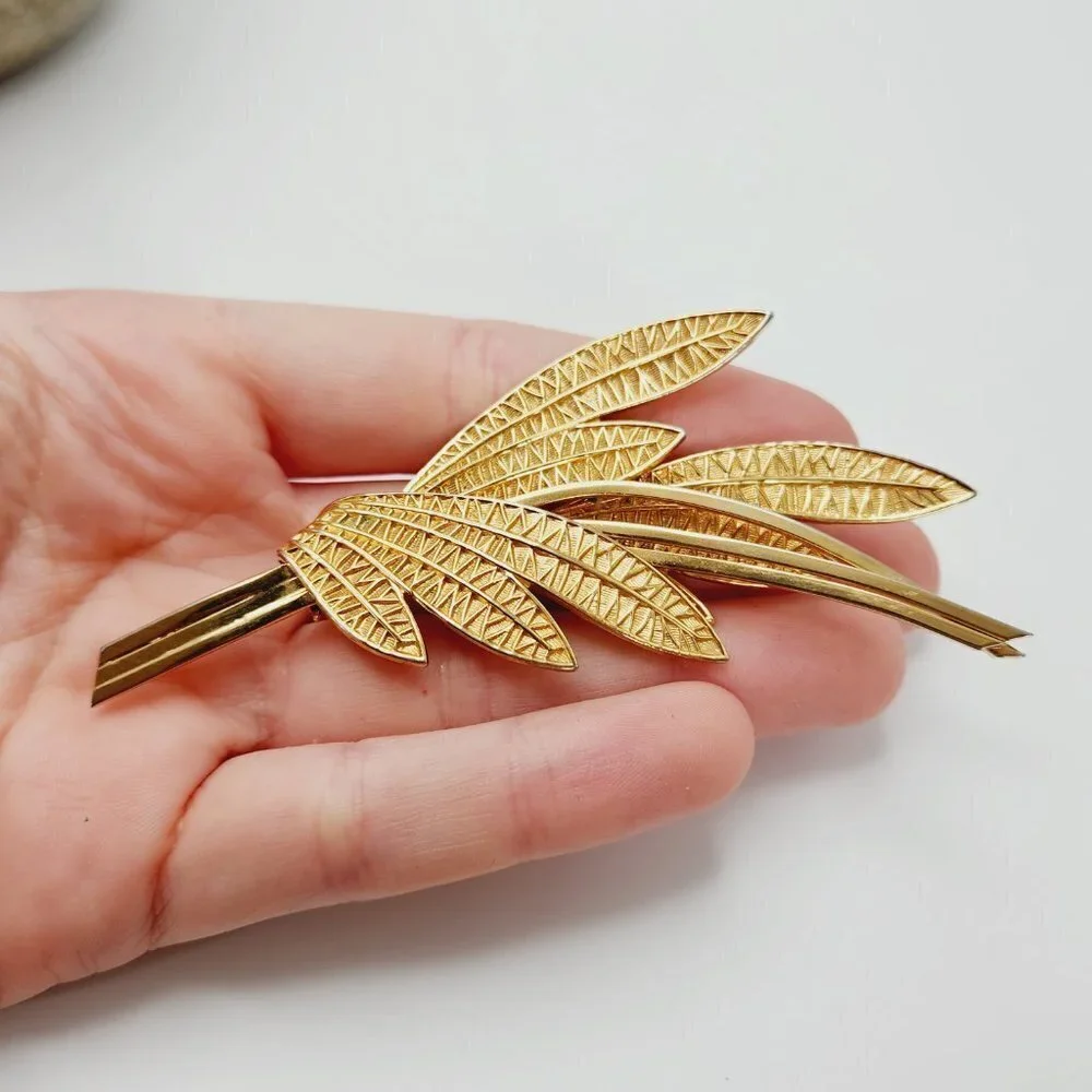 Vintage Corocraft Leaves Branch Floral Lattice Modernist Gold Plated Brooch